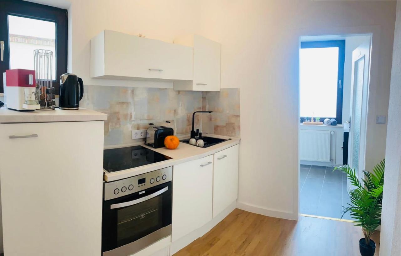 Gemuetliche Und Charmante Ferienwohnung In Der Schoenen Rattenfaengerstadt Hameln Hamelin Bagian luar foto