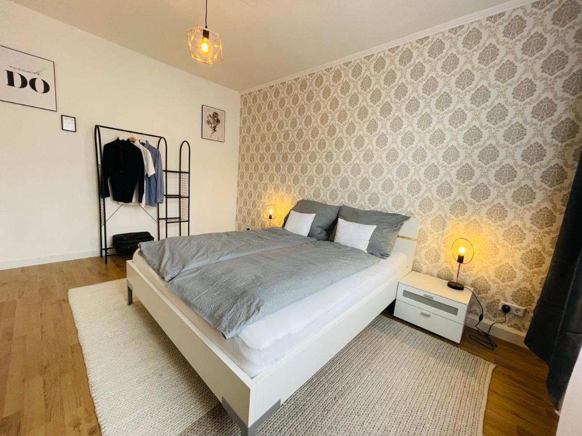 Gemuetliche Und Charmante Ferienwohnung In Der Schoenen Rattenfaengerstadt Hameln Hamelin Bagian luar foto